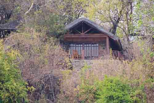 Safari Beach Lodge - Lake Malawi