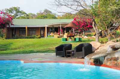 Safari Beach Lodge - Lake Malawi