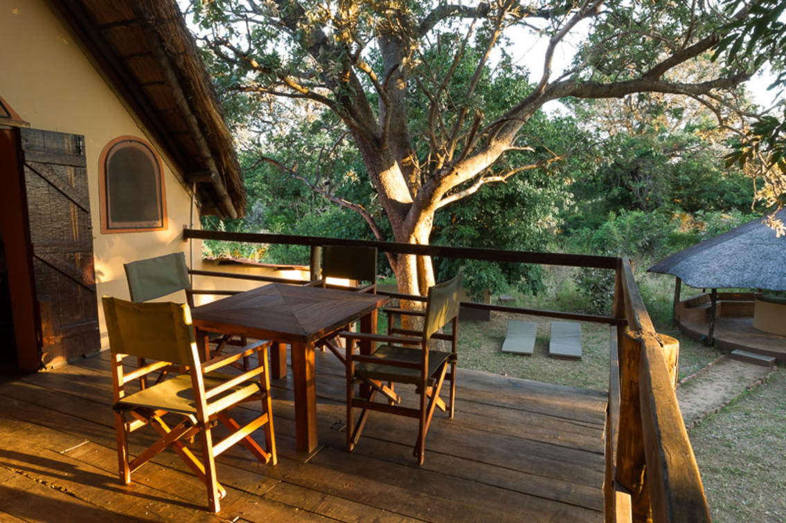 Flatdogs Camp - South Luangwa Zambia