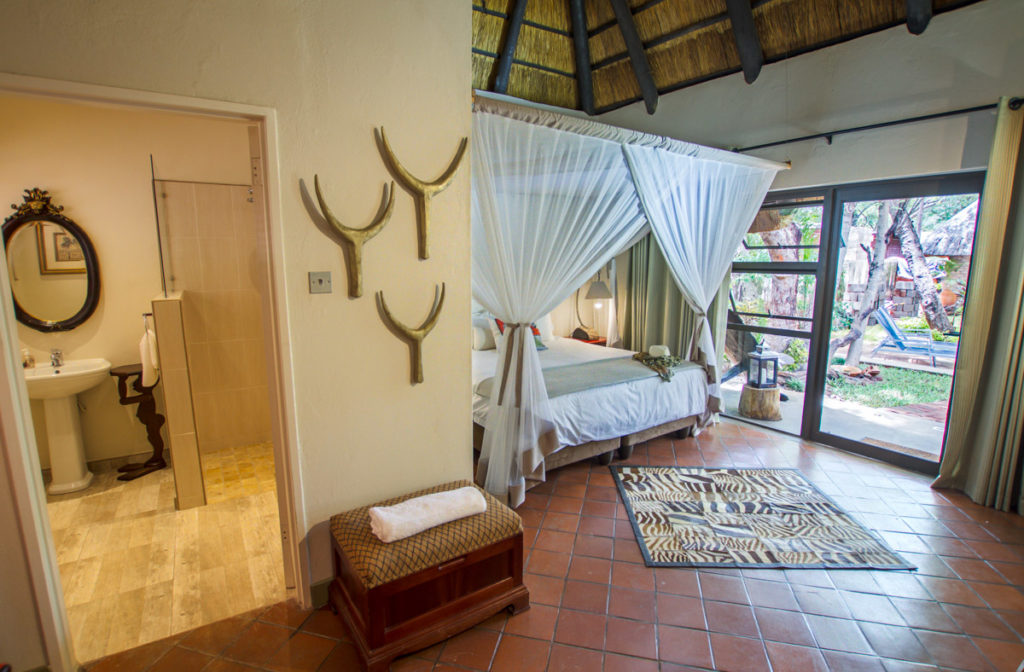 Nguni Lodge - Victoria Falls Zimbabwe